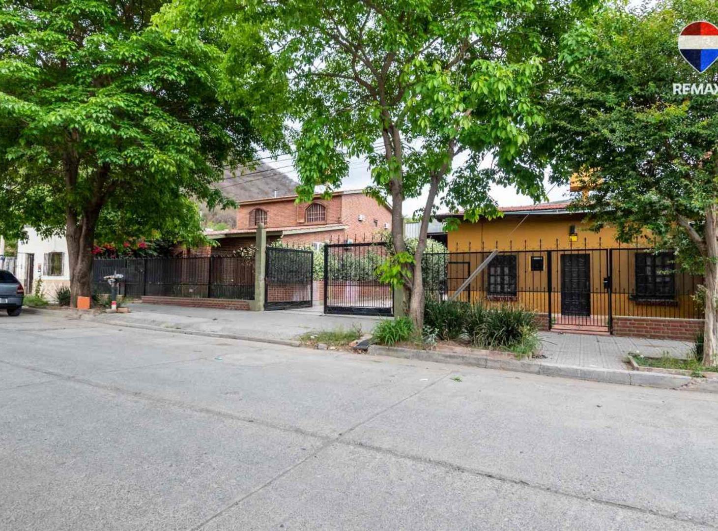 Foto de VENTA/PERMUTA GALPON AV. ARTIGAS ACCESO A SALTA, imagen 5