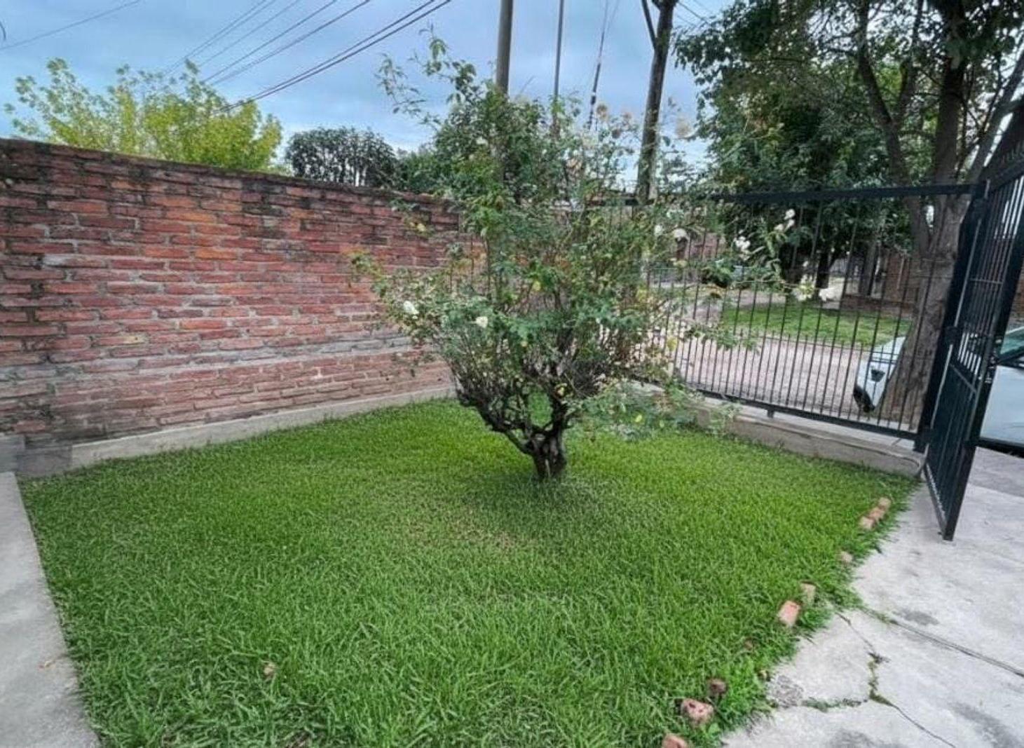 Foto de VENTA CASA 3 DORM BARRIO SANTA ANA ZONA SUR, imagen 3