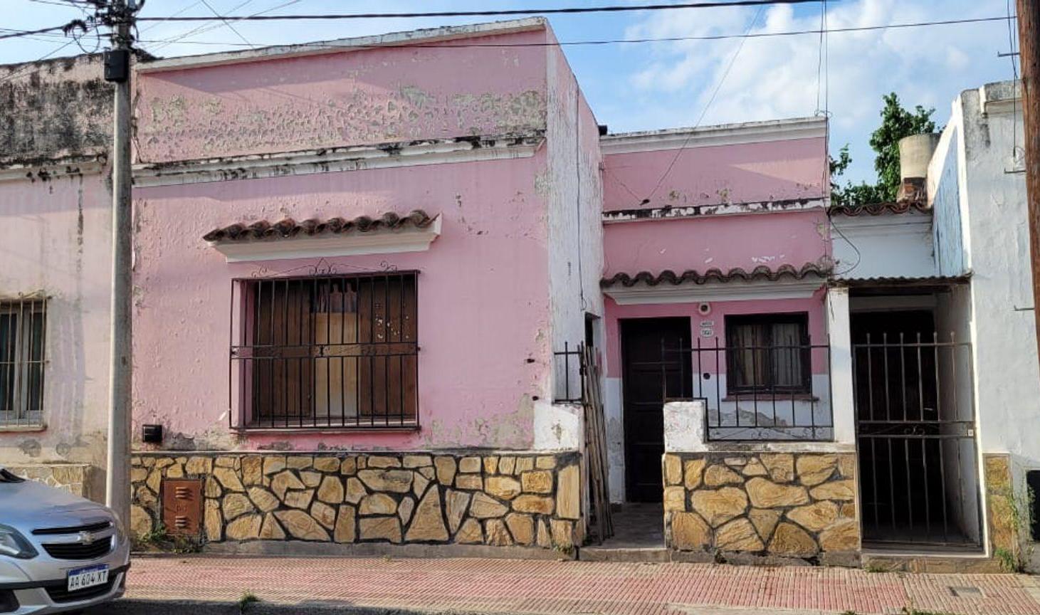 Foto de VENTA/PERMUTA CASA 4 DORM MACROCENTRO, imagen 3