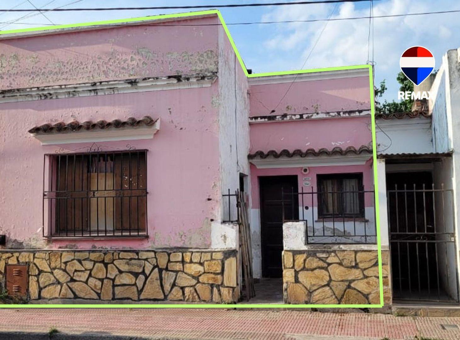 Foto de VENTA/PERMUTA CASA 4 DORM MACROCENTRO, imagen 2