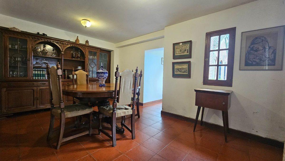 Foto de VENTA CASA C/PILETA 3 DOR SAN LORENZO APTA CREDITO, imagen 1