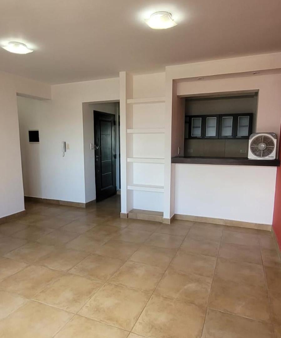 Foto de VENTA DEPTO 1 DORM MACROCENTRO APTO CREDITO, imagen 2