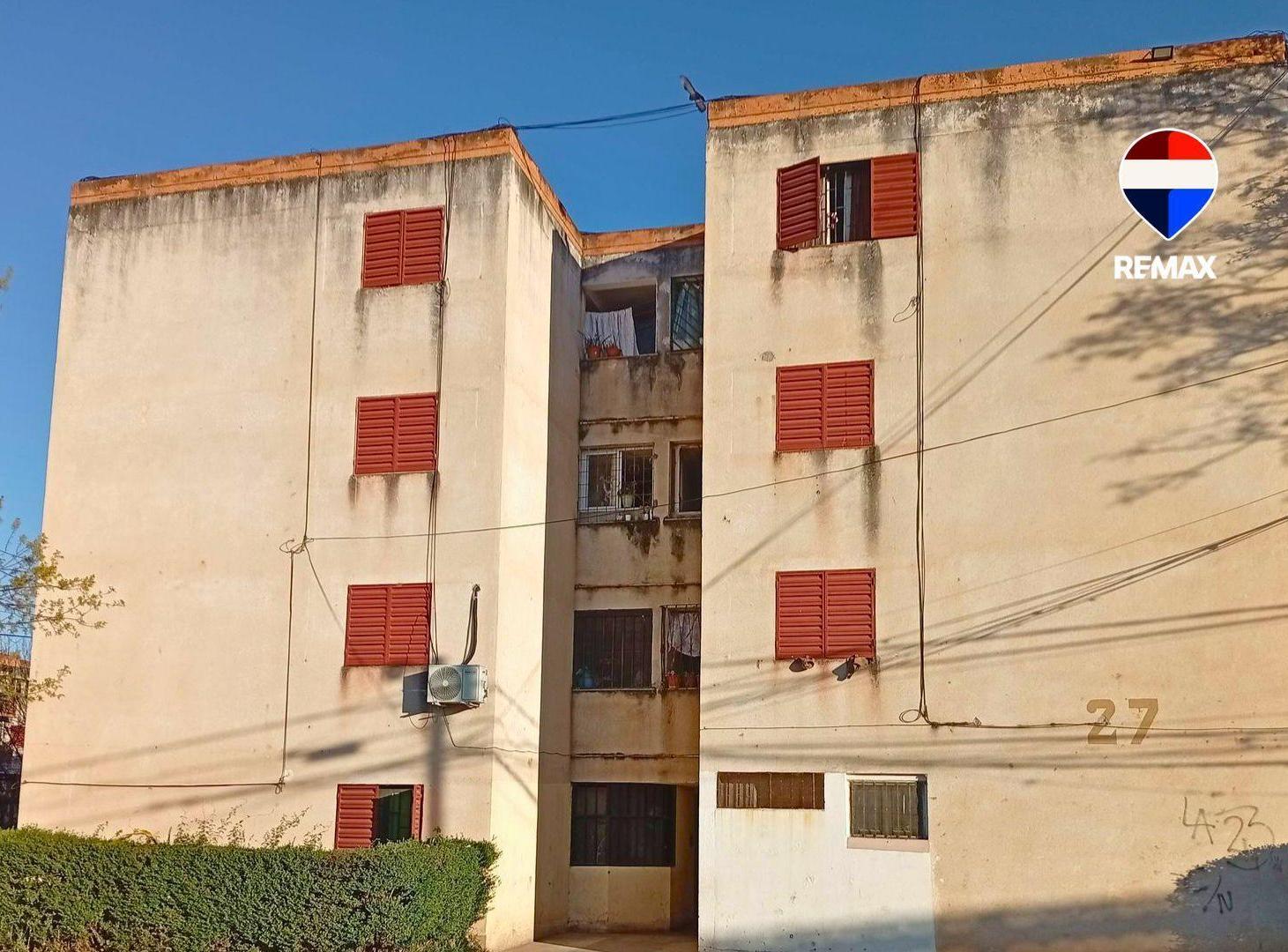Foto de DEPARTAMENTO VENTA 2 DORM PLANTA BAJA ZONA SUR, imagen 2