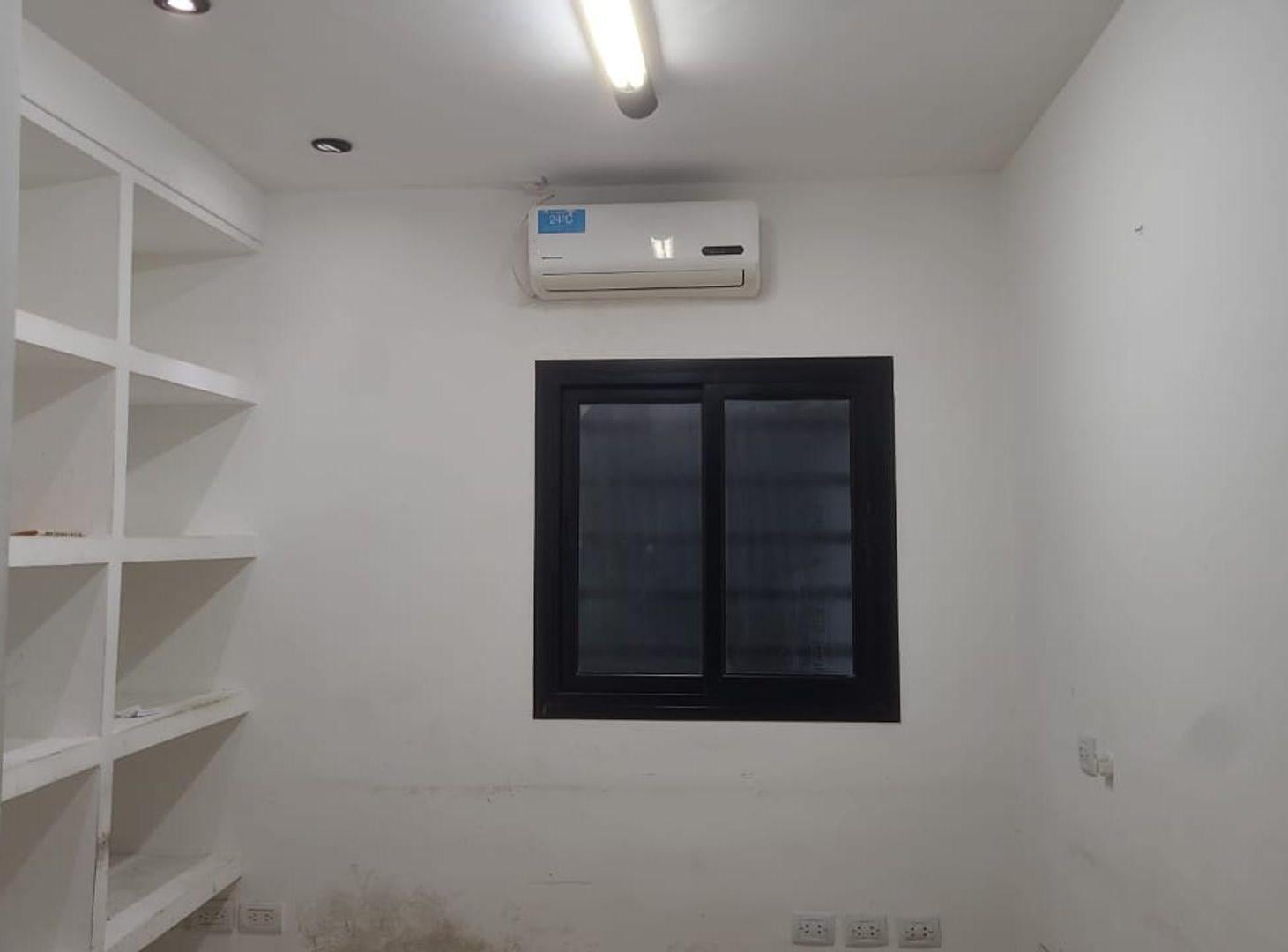 Foto de ALQUILER OFICINAS EN PLANTA BAJA MACROCENTRO, imagen 5
