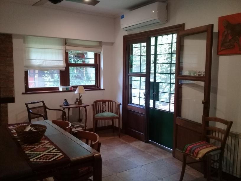 Foto de Casa 4 Amb. Todo En P.B. Fondo C/Quincho, Cochera Cub. y Tza., imagen 5