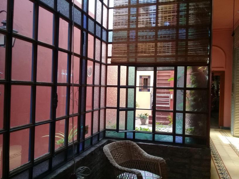 Foto de Casa 4 Amb. Todo En P.B. Fondo C/Quincho, Cochera Cub. y Tza., imagen 2