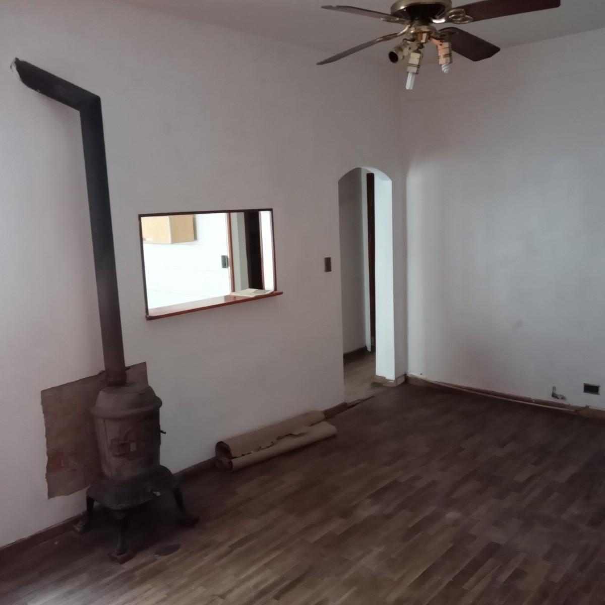 Foto de Tipo Casa 3 Amb. C/Escritorio, Patio y Fondo C/Parrilla Bahia Blanca, imagen 5
