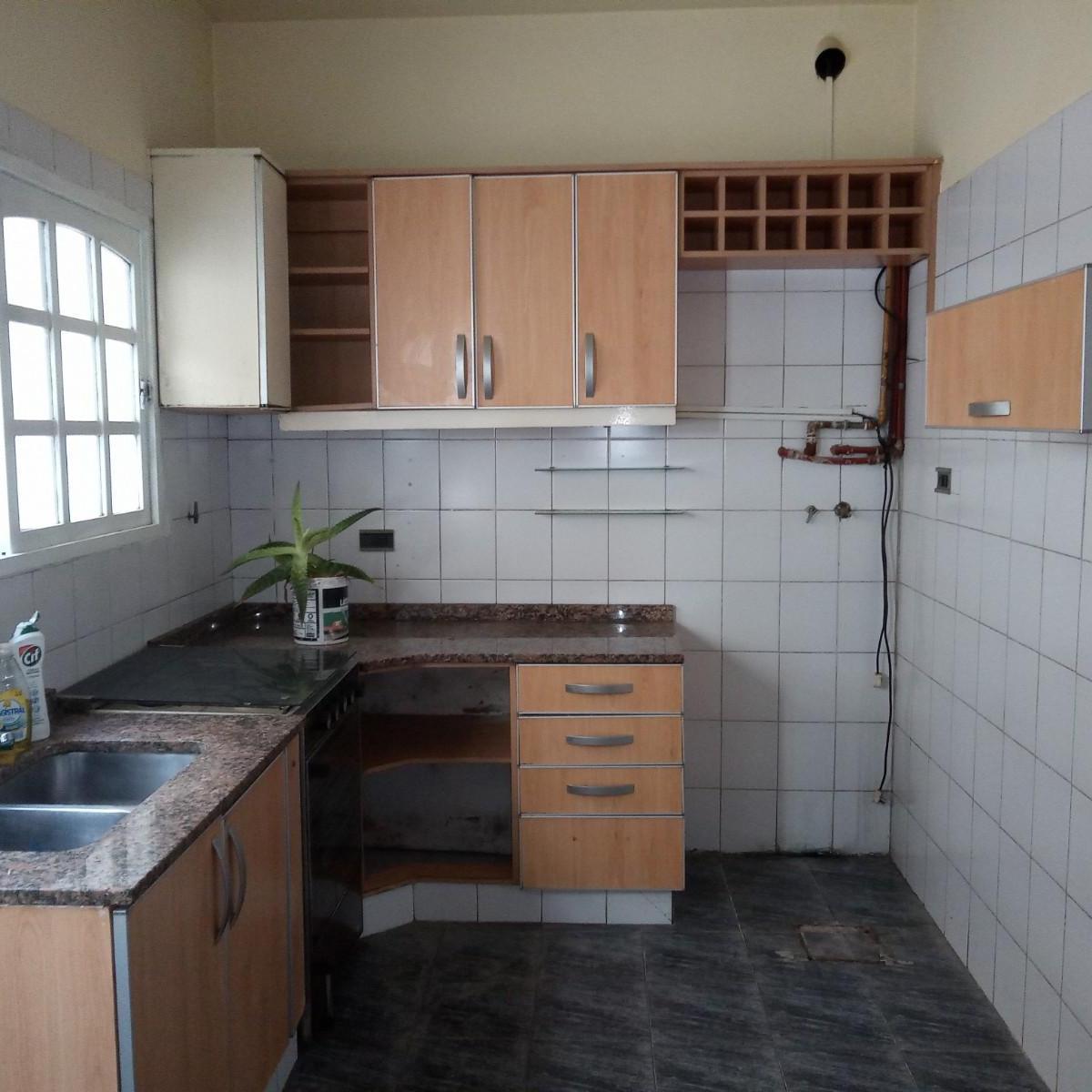 Foto de Tipo Casa 3 Amb. C/Escritorio, Patio y Fondo C/Parrilla Bahia Blanca, imagen 2