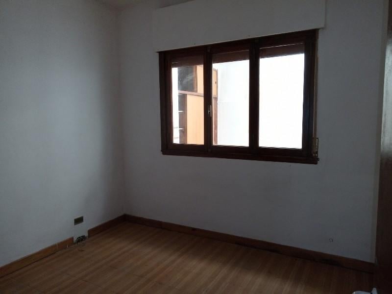 Foto de Tipo Casa 3 Amb. C/Escritorio, Patio y Fondo C/Parrilla Bahia Blanca, imagen 3