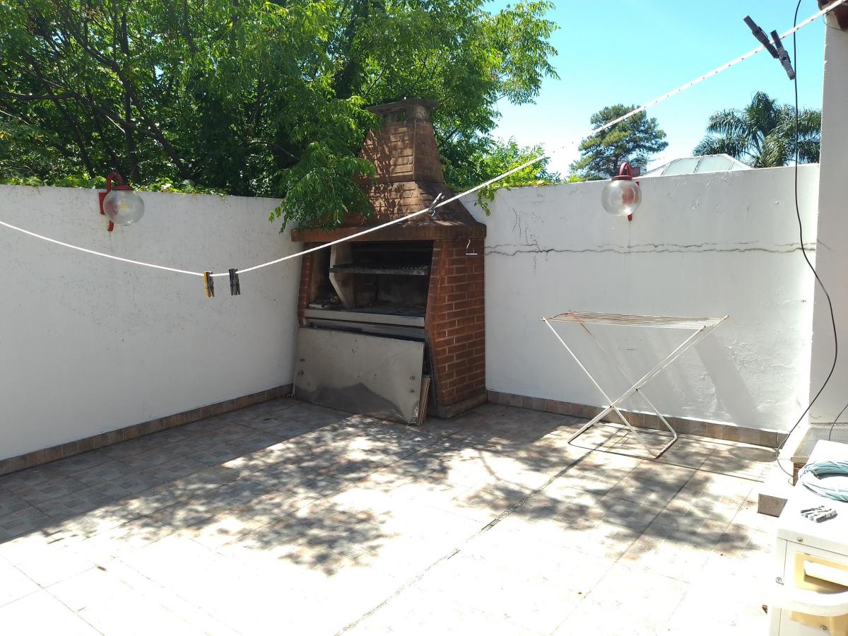 Tipo Casa en Block 6 Amb. C/patio San Nicolas Al 1000 3
