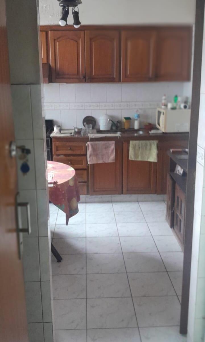 Depto. 4 Amb. C/bcon y Cochera A. P. Carranza Al 2900 4
