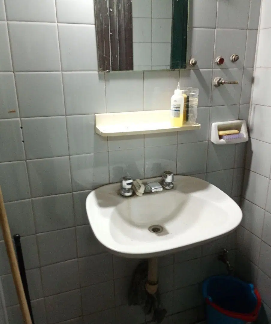 Local de Negocio Sin Expensas Cuenca al 2500 5