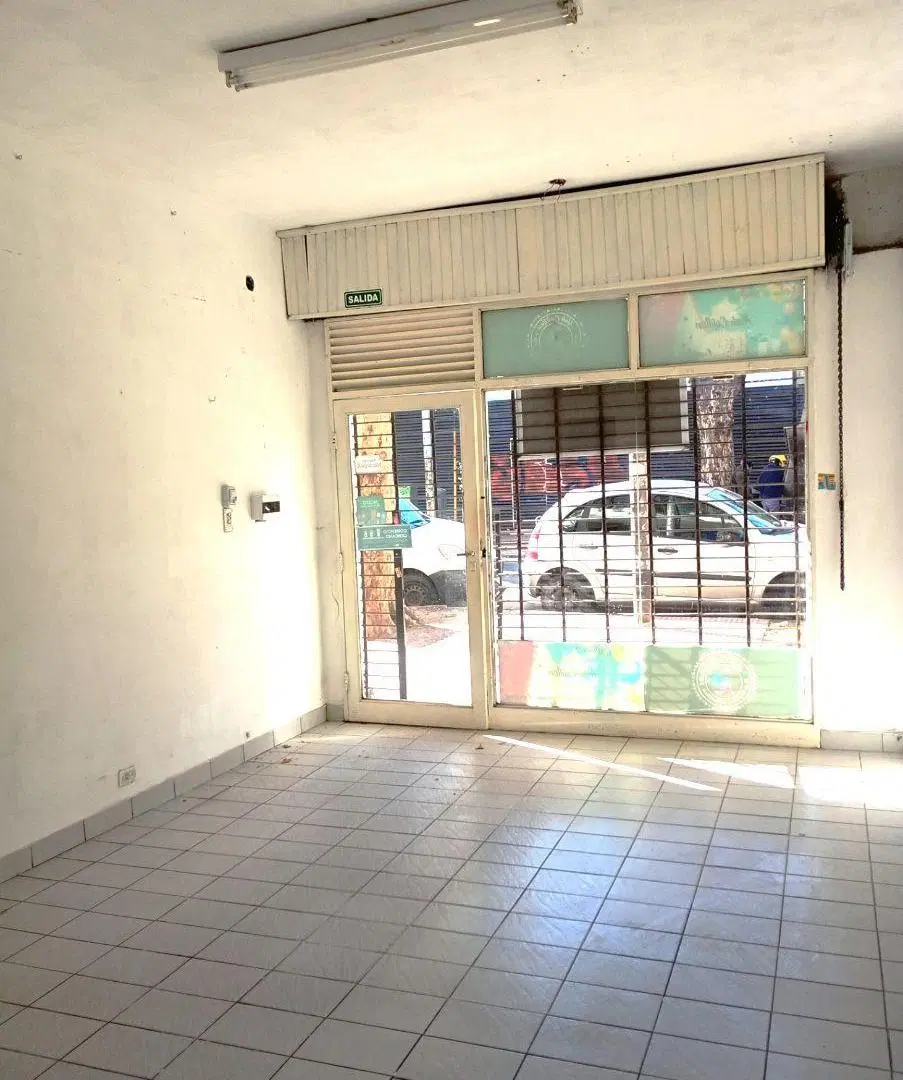 Local de Negocio Sin Expensas Cuenca al 2500 3