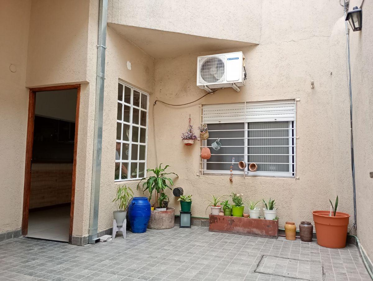 Foto de T/Casa 3 Amb. C/Patio y Terraza J.A. Garcia al 3400, imagen 1