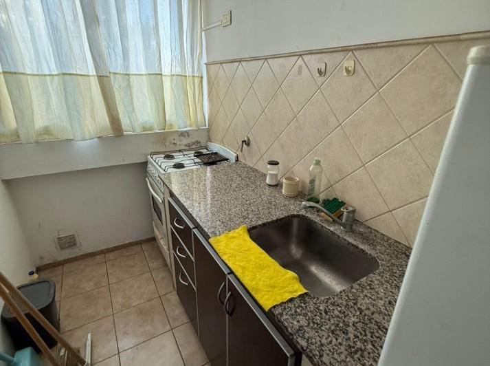 59 E/ 17 Y 18 - 1 DORMI ALQUILER ,COCINA SEPARADA EXCELENTE UBICACION- LA PLATA 3