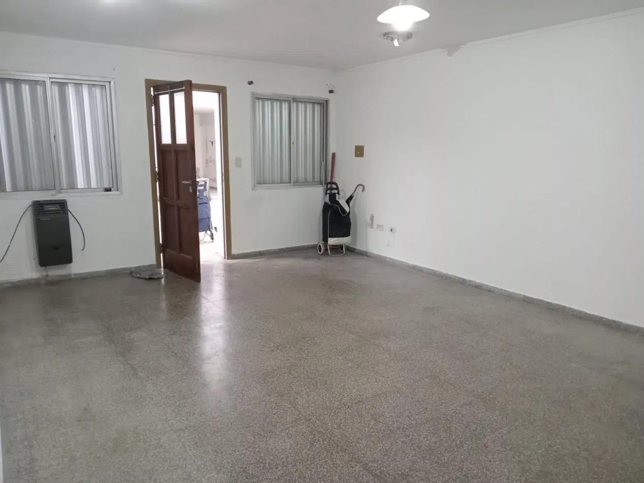 av 1 e/ 63 y 64 - un dormitorio planta baja s/ patio - ideal estudiante medicina 2