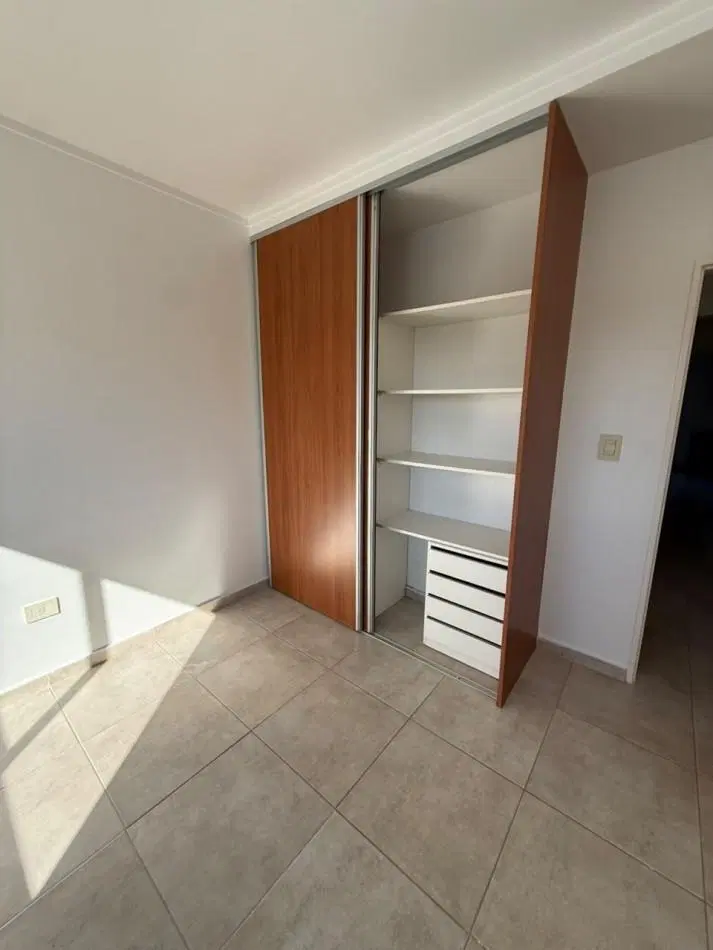 135 e/ 39 y 40 - duplex en venta con jardin - a estrenar 5