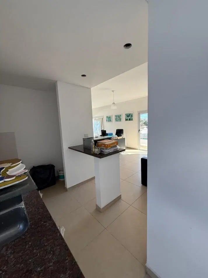 av 137 esq 42 - departamentos de 100 M2- muy modernos 2