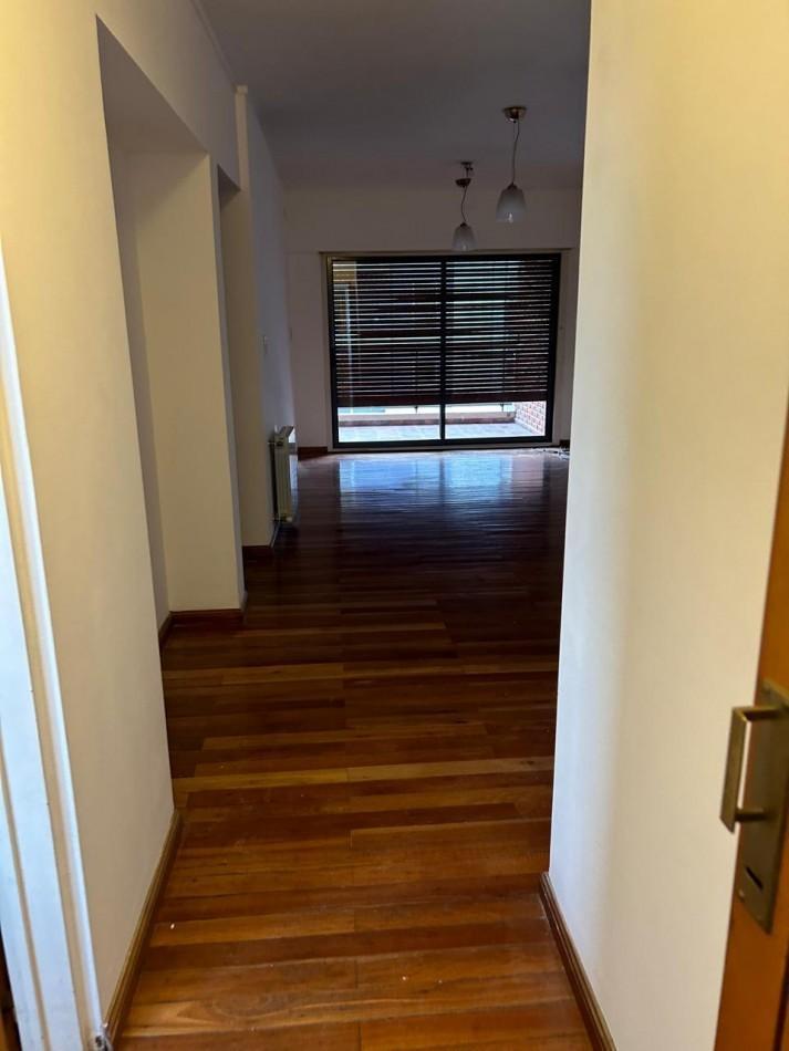 Foto de 59 E/ 12 Y 13 - 2 DORMITORIOS - BALCON - CON MUEBLES, imagen 4