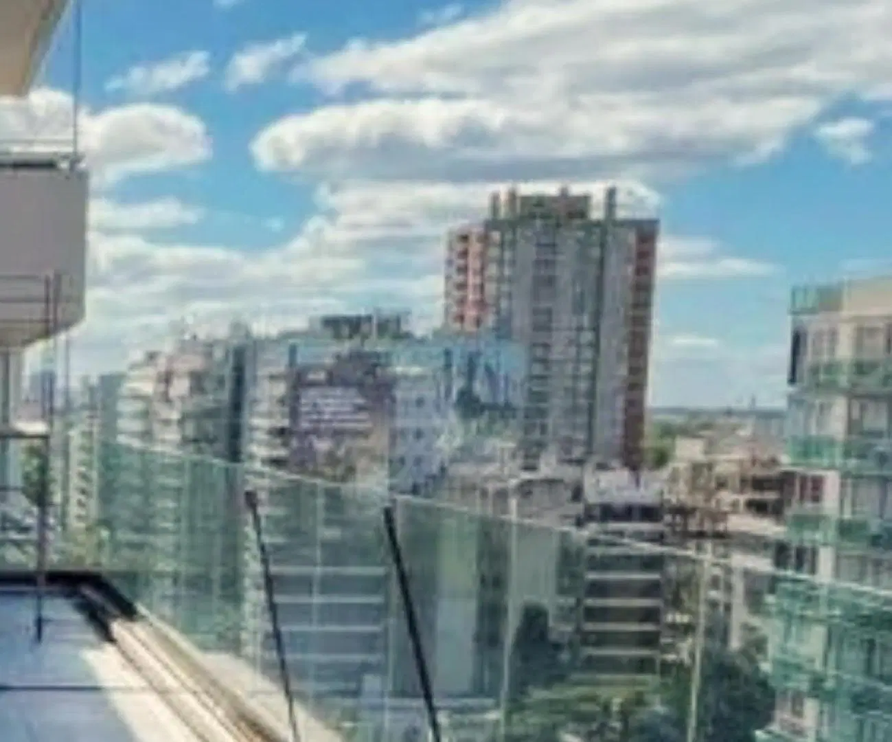 Sobre Av. del Libertador al 6000- Divina Oficina en alquiler 3