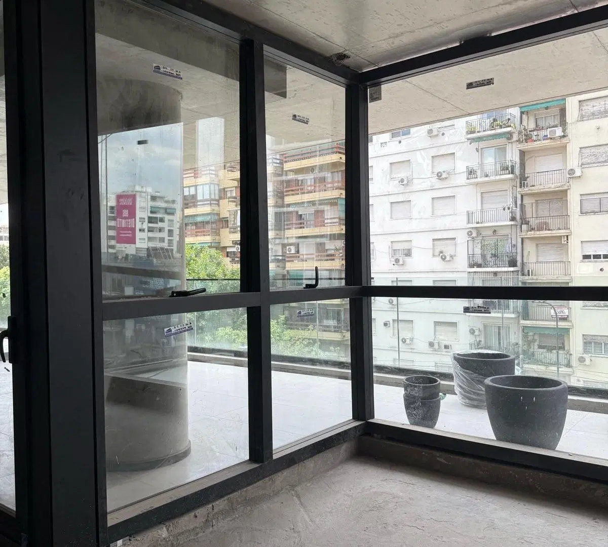 Sobre Av. del Libertador al 6000- Divina Oficina en alquiler 5