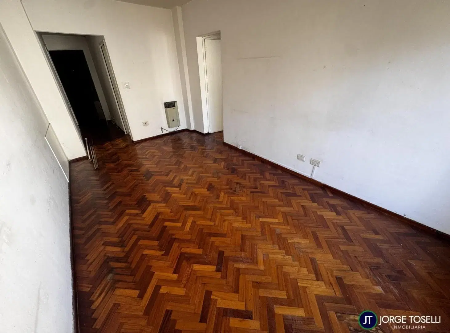 Departamento en Barrio Norte, 2 ambientes, al frente. Excelente Luminosidad. A mts. de Av. Cordoba. 3