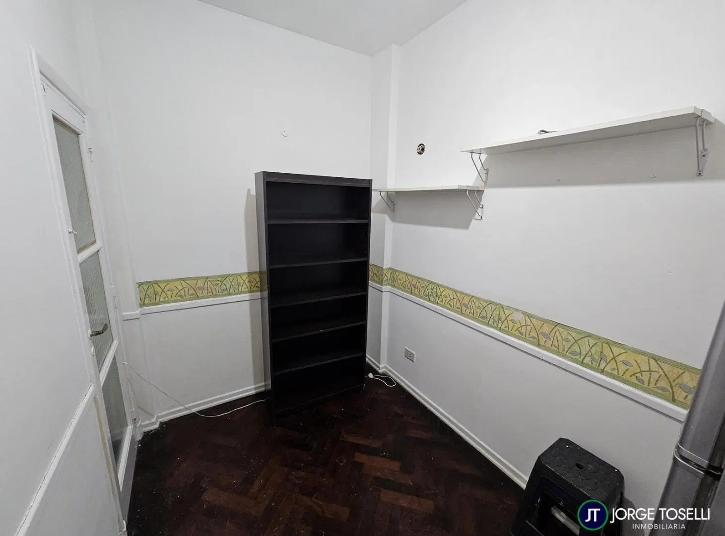 Departamento de 3 ambientes con dependencia en Recoleta. 5