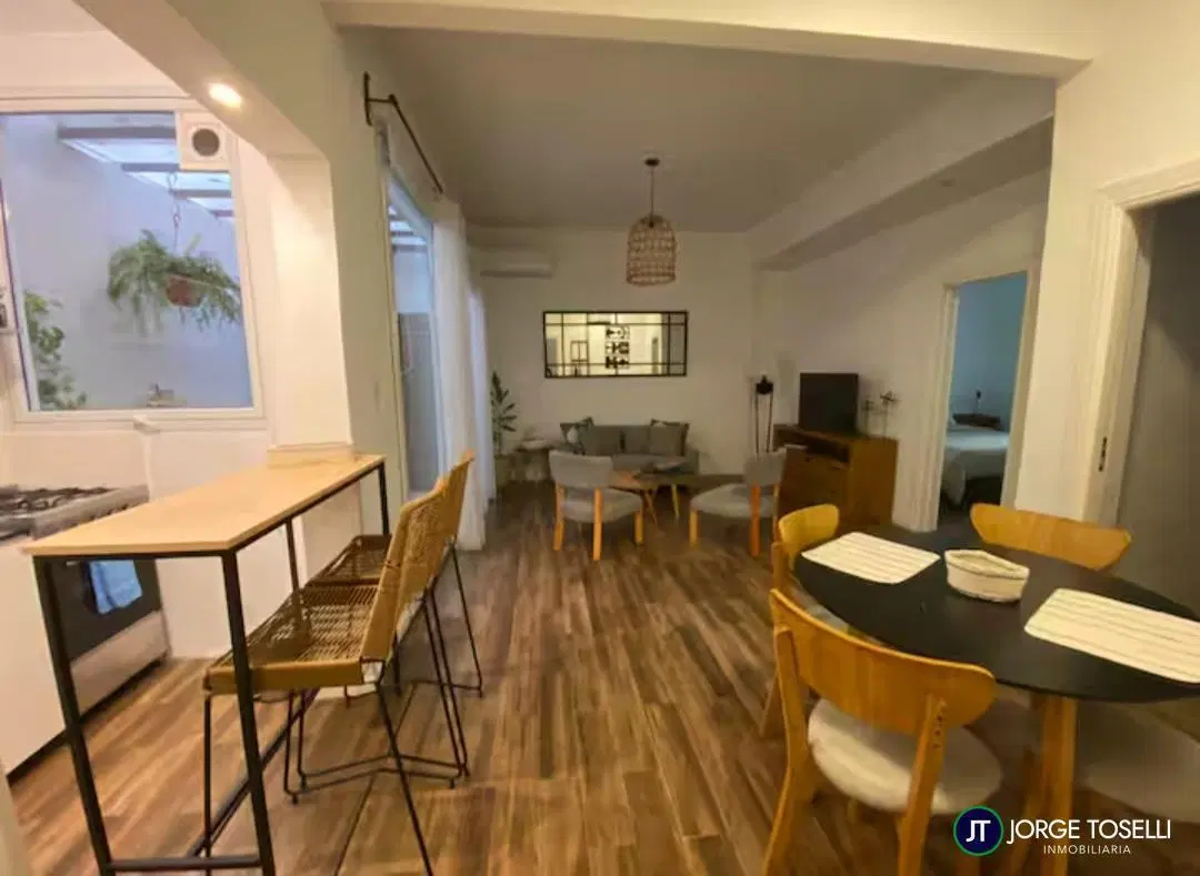 DEPARTAMENTO DE 2 AMBIENTES CON PATIO 2
