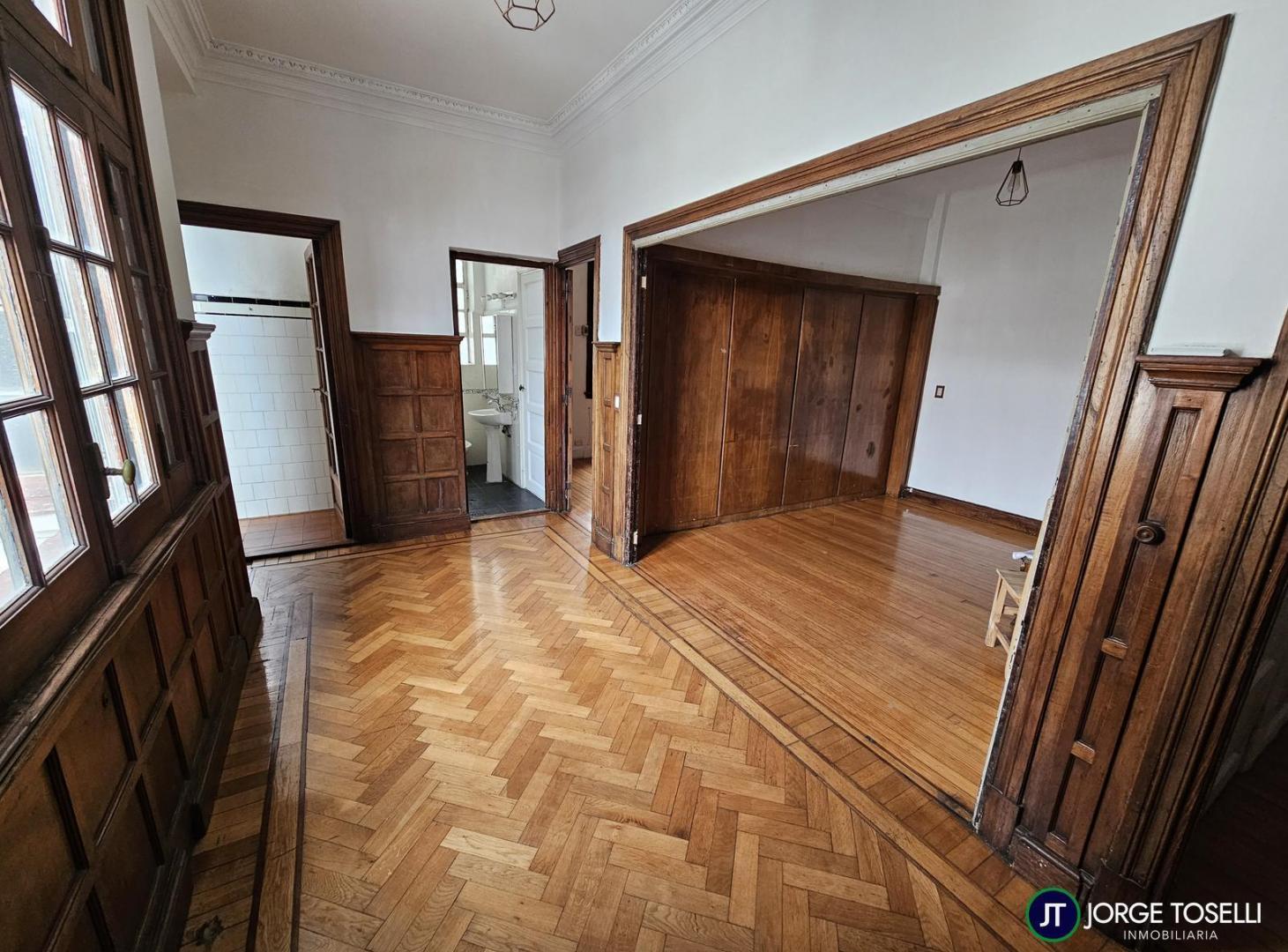 Foto de DEPARTAMENTO DE 3 AMBIENTES CON DEPENDENCIAS EN ALQUILER, imagen 1