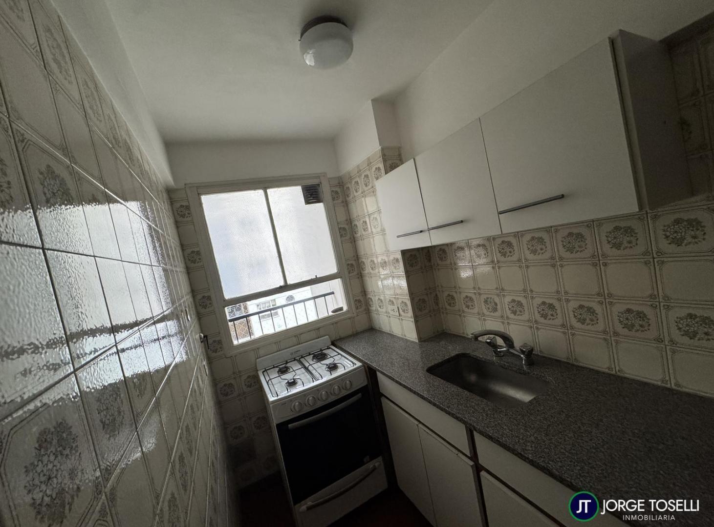 Foto de EXCELENTE DEPARTAMENTO DE 2 AMBIENTES EN ALQUILER. PALERMO, imagen 4