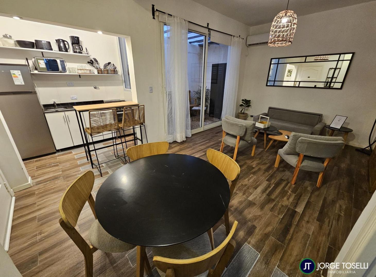 Foto de DEPARTAMENTO DE 2 AMBIENTES CON PATIO, imagen 4