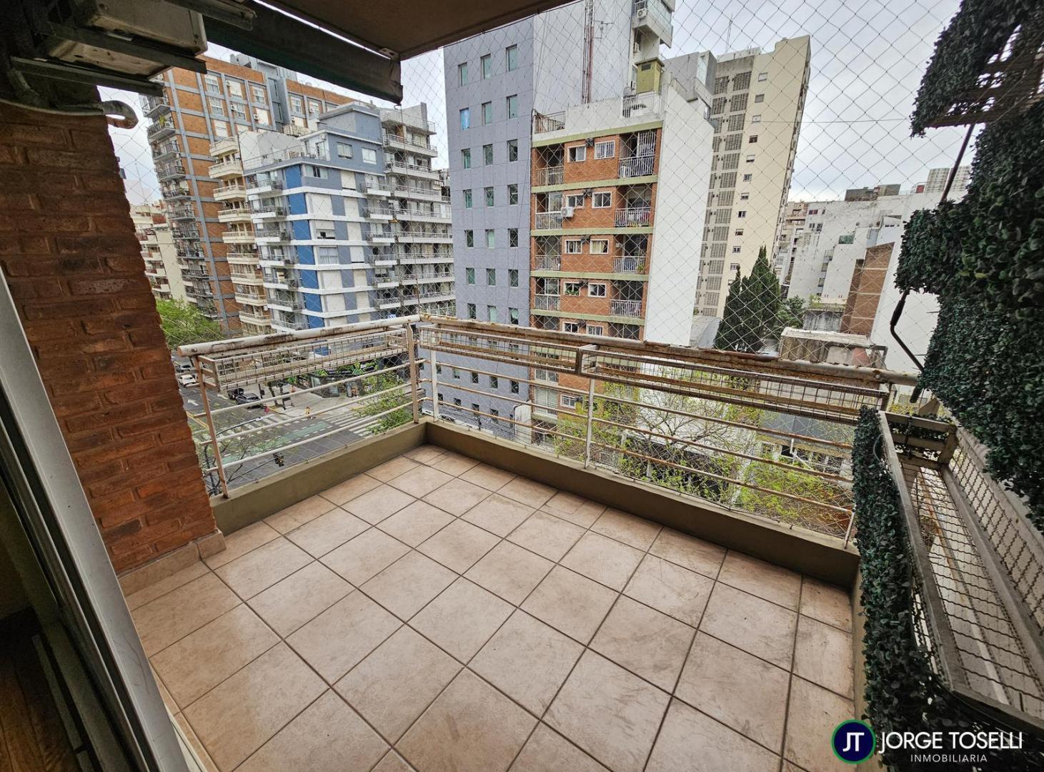 Foto de Departamento de 3 ambientes. Al frente. En venta, imagen 1