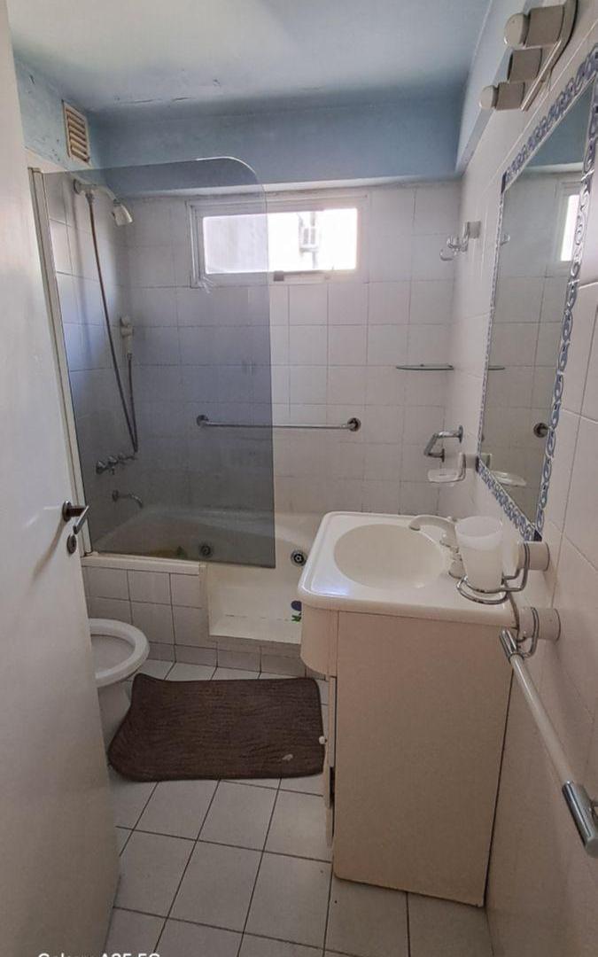 Foto de Cerrito y Posadas 2 dorm+dep.servicio cochera, imagen 5