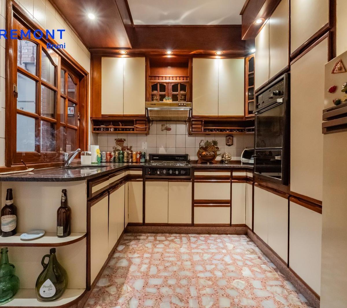 Venta Casa 7 Amb en Pompeya, Capital Federal. 5