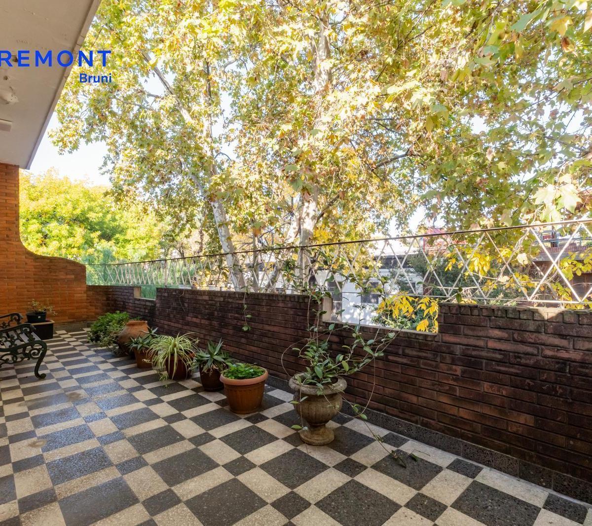 Venta Casa 7 Amb en Pompeya, Capital Federal. 3