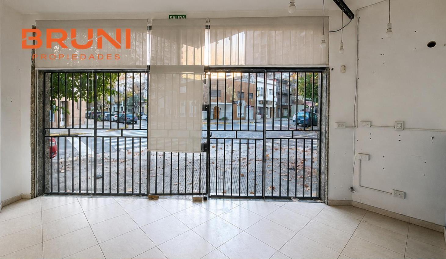 Foto de San Blas al 2400 | Villa Gral. Mitre | Local Comercial con Frente, imagen 4