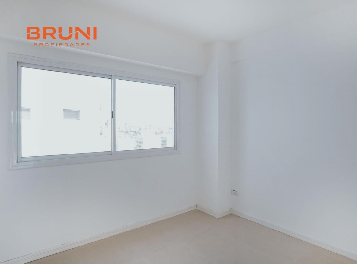 Foto de Av. San Pedrito al 100 | Flores | Departamento 2 Ambientes con Balcón |, imagen 2