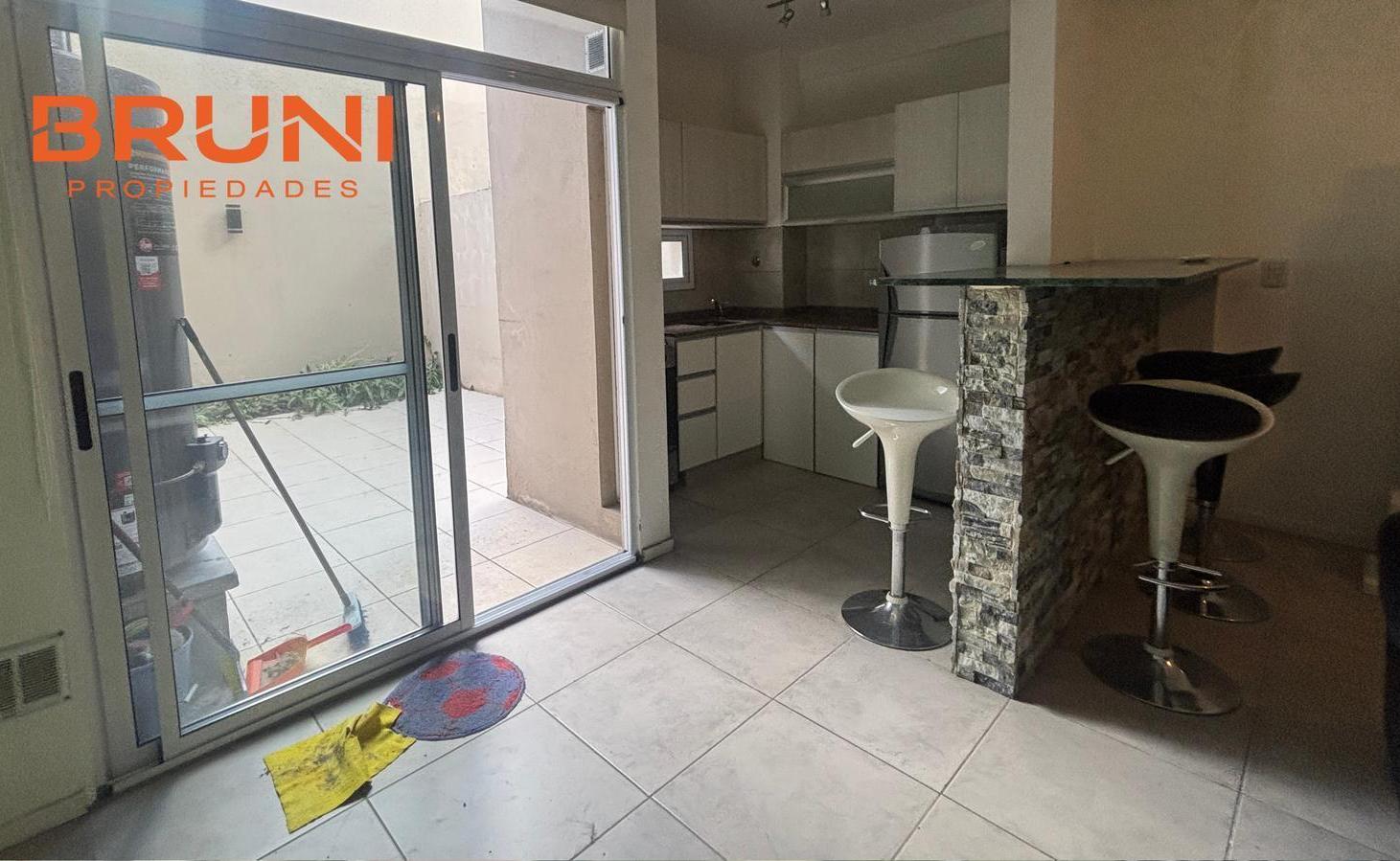 Foto de Tres Arroyos al 3500 | Villa Santa Rita | Monoambiente con Patio |, imagen 2