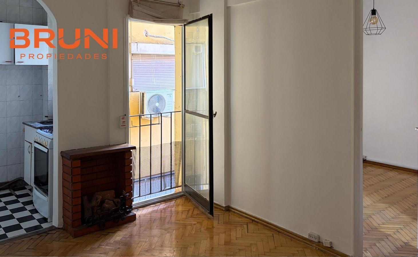 Foto de Tte. Gral. Juan Domingo Perón al 4200 | Almagro | Departamento 2, imagen 4