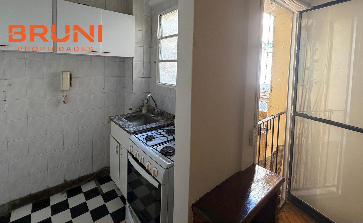 Foto de Tte. Gral. Juan Domingo Perón al 4200 | Almagro | Departamento 2, imagen 3