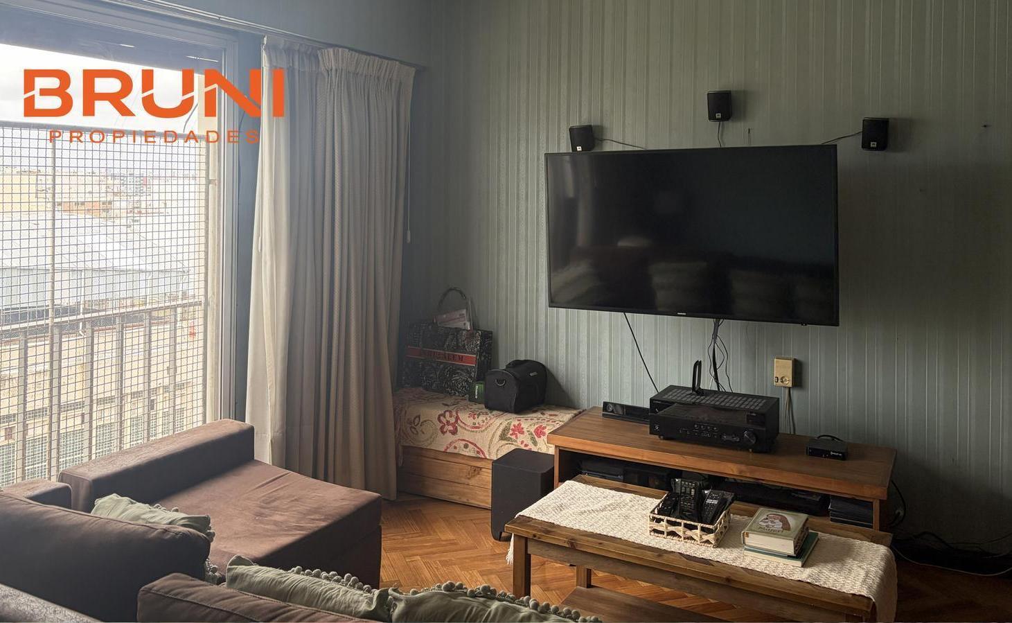 Foto de Av. Rivadavia al 5000 | Caballito | Departamento 3 Ambientes| Alquiler, imagen 1