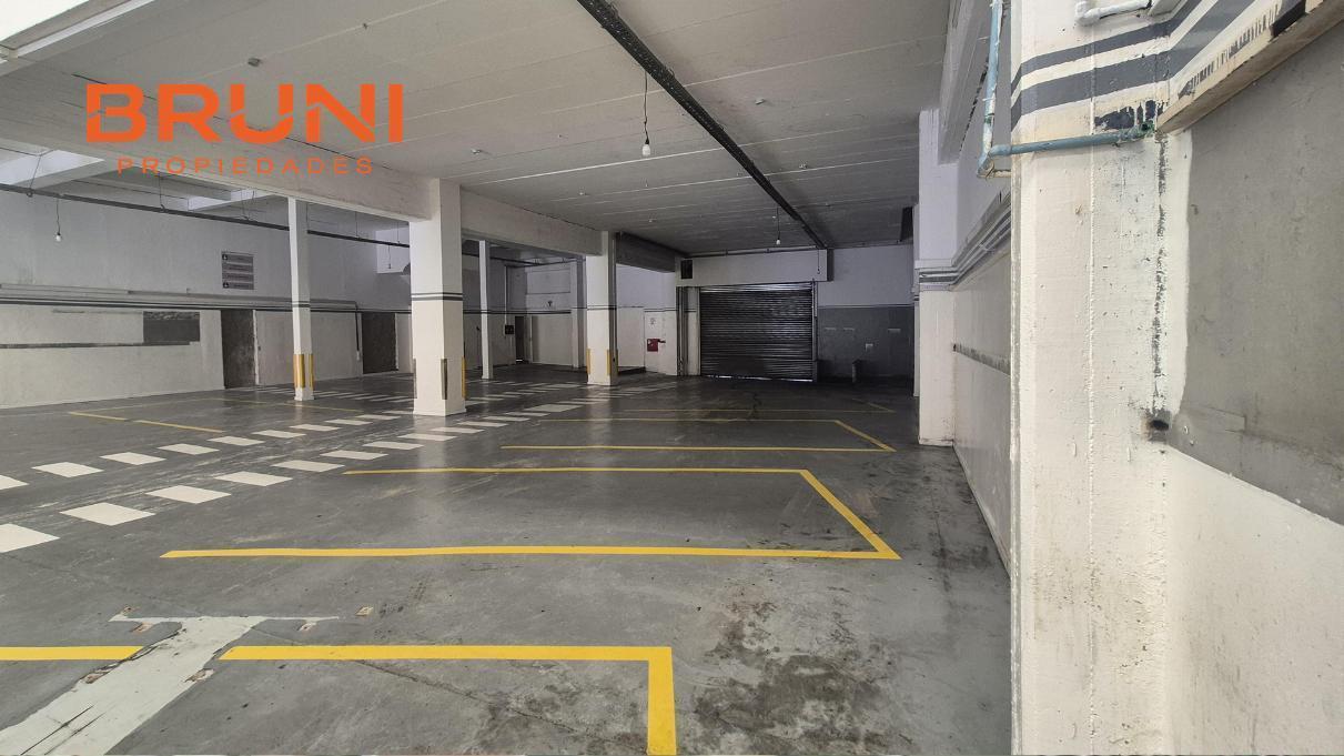 Foto de Venta/ Alquiler Galpón en Parque Chacabuco , Capital Federal, imagen 2