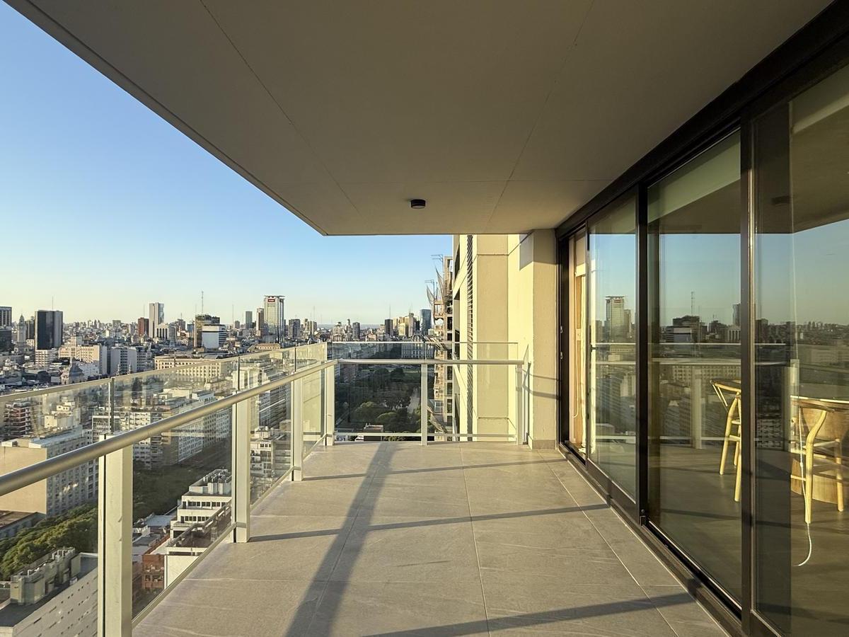 3 Ambientes en Venta con Cochera Piso Alto, Sector Ciudad en Quartier del Bajo. 4