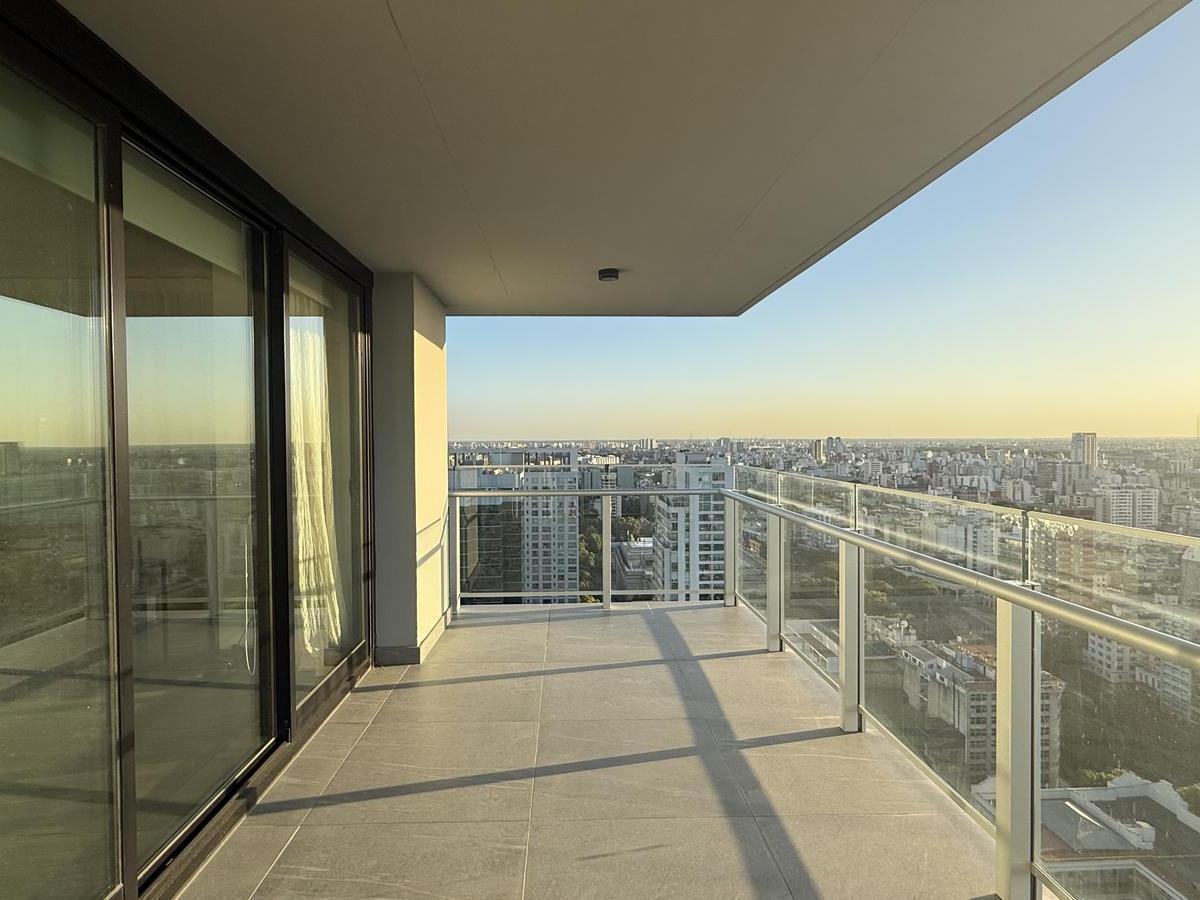 3 Ambientes en Venta con Cochera Piso Alto, Sector Ciudad en Quartier del Bajo. 3