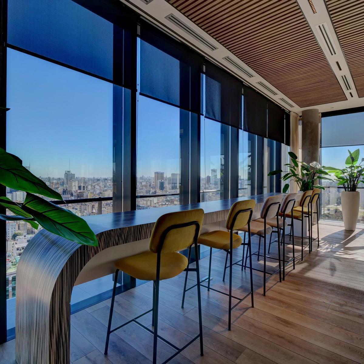 3 Ambientes en Venta con Cochera Piso Alto, Sector Ciudad en Quartier del Bajo. 5