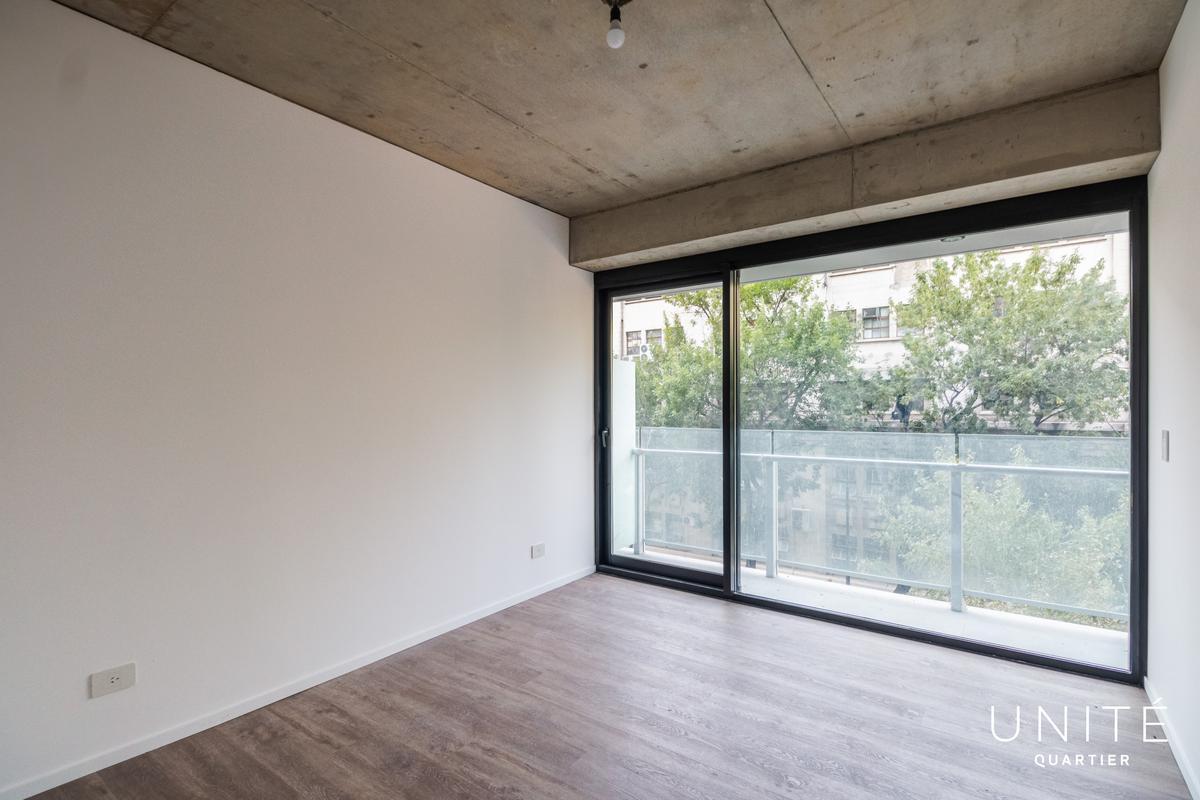 Tres Ambientes en Venta en El Piso 6 con Cochera. Quartier del Bajo. Torre 2 2