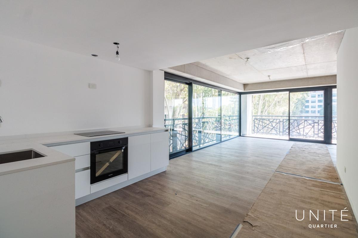 Loft divisible a 2 ambientes con cochera en venta en Quartier del Bajo - Torre 2
