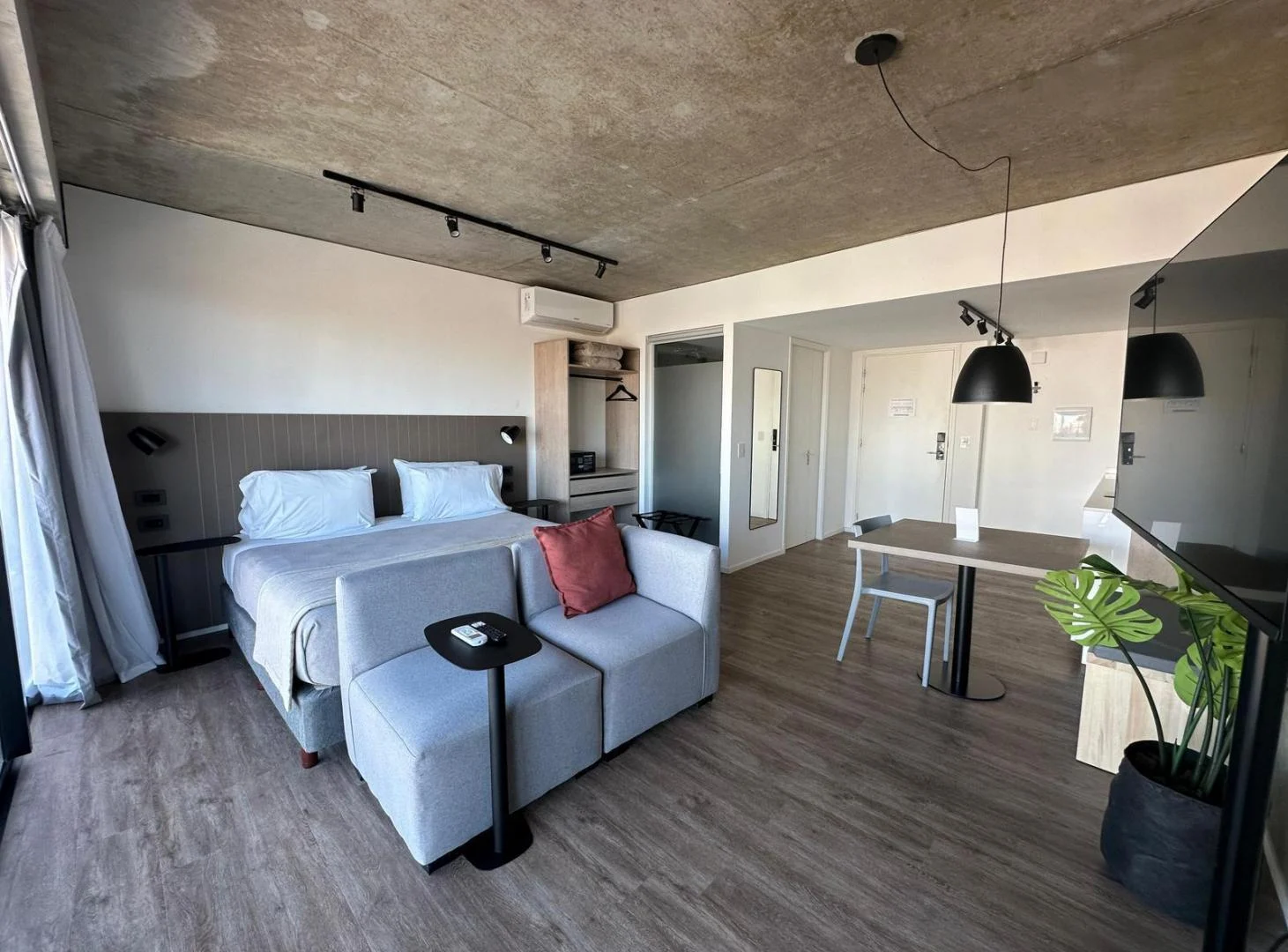 Excelente monoambiente en alquiler temporario, en Quartier Del Bajo - Puerto Madero