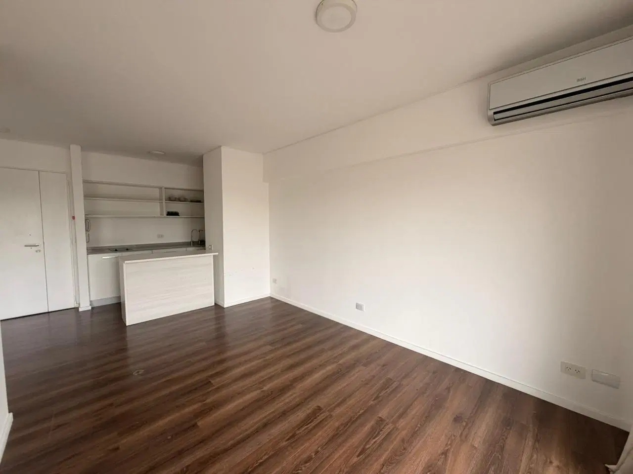 Excelente alquiler, 2 ambientes tradicional, con cochera, en Quartier Dorrego, Palermo 2