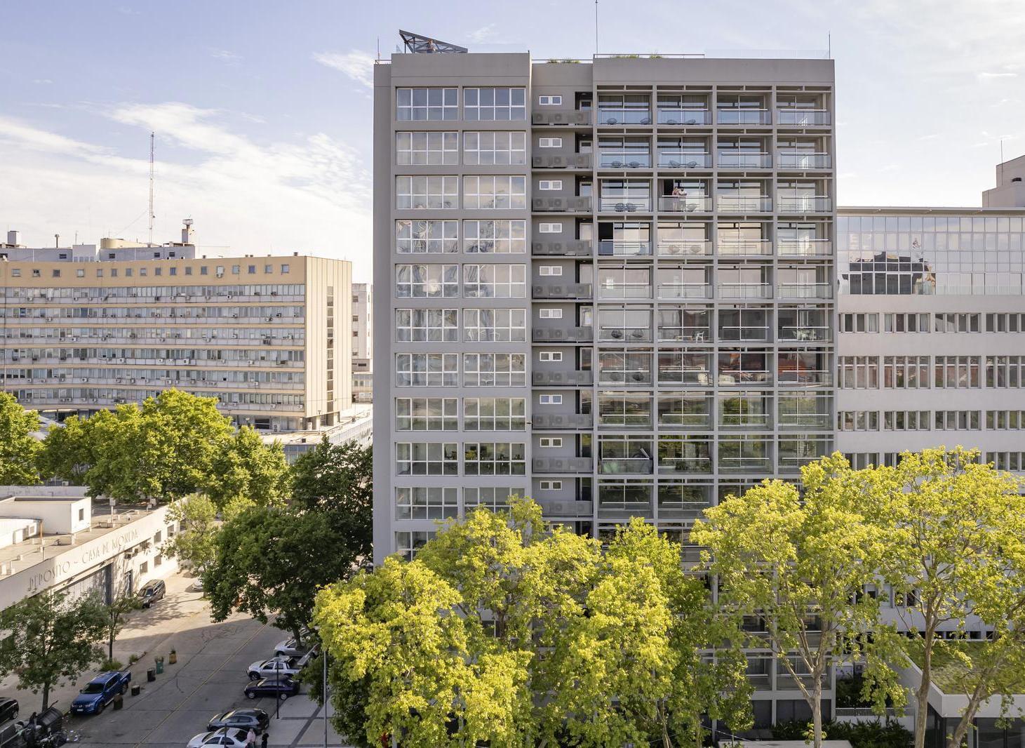 Excelente Loft en alquiler temporario con cochera. Distrito Quartier, Retiro.
